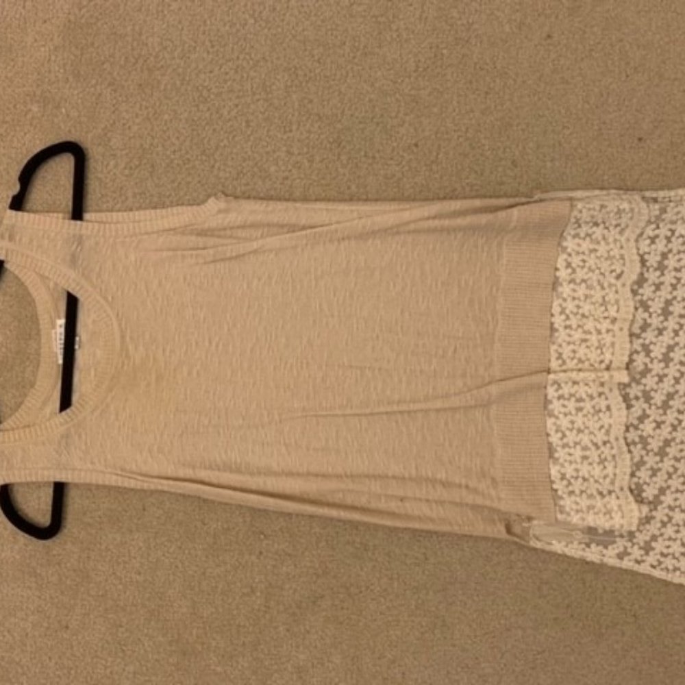 Beige top (size small)